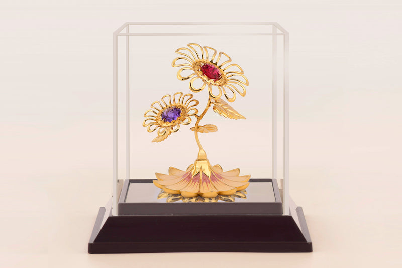 DAISY FLOWER  (DOUBLE WITH-ENAMEL BASE)  IN CABINET