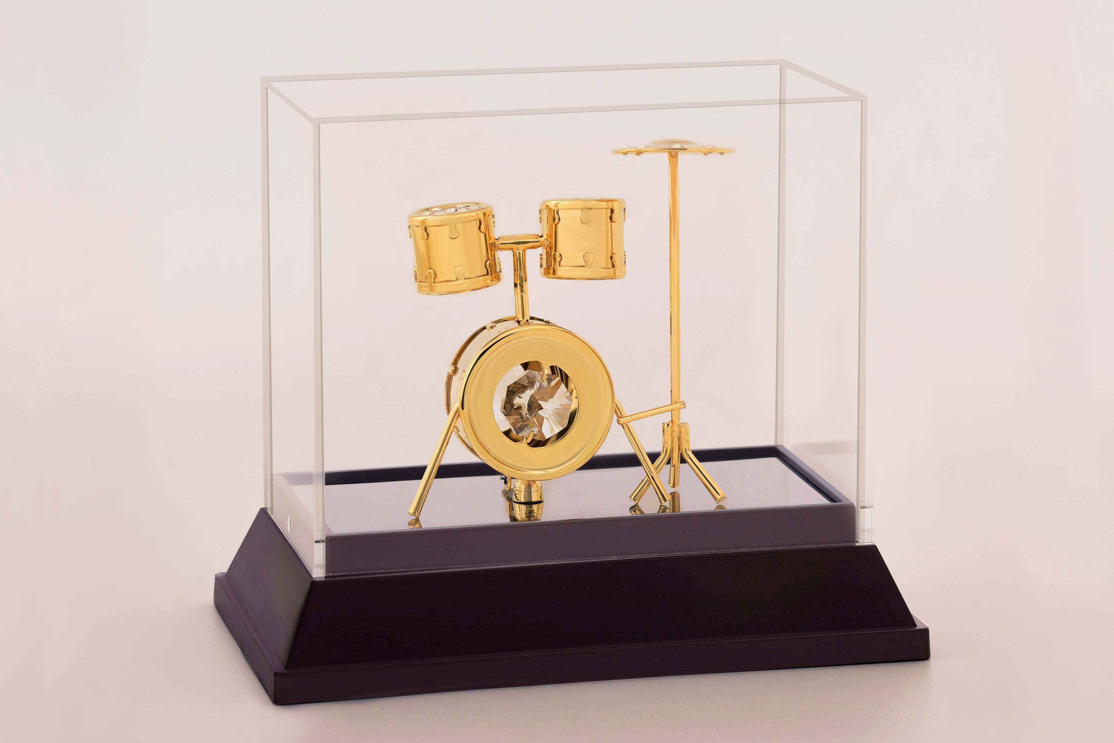 DRUMS  IN CABINET