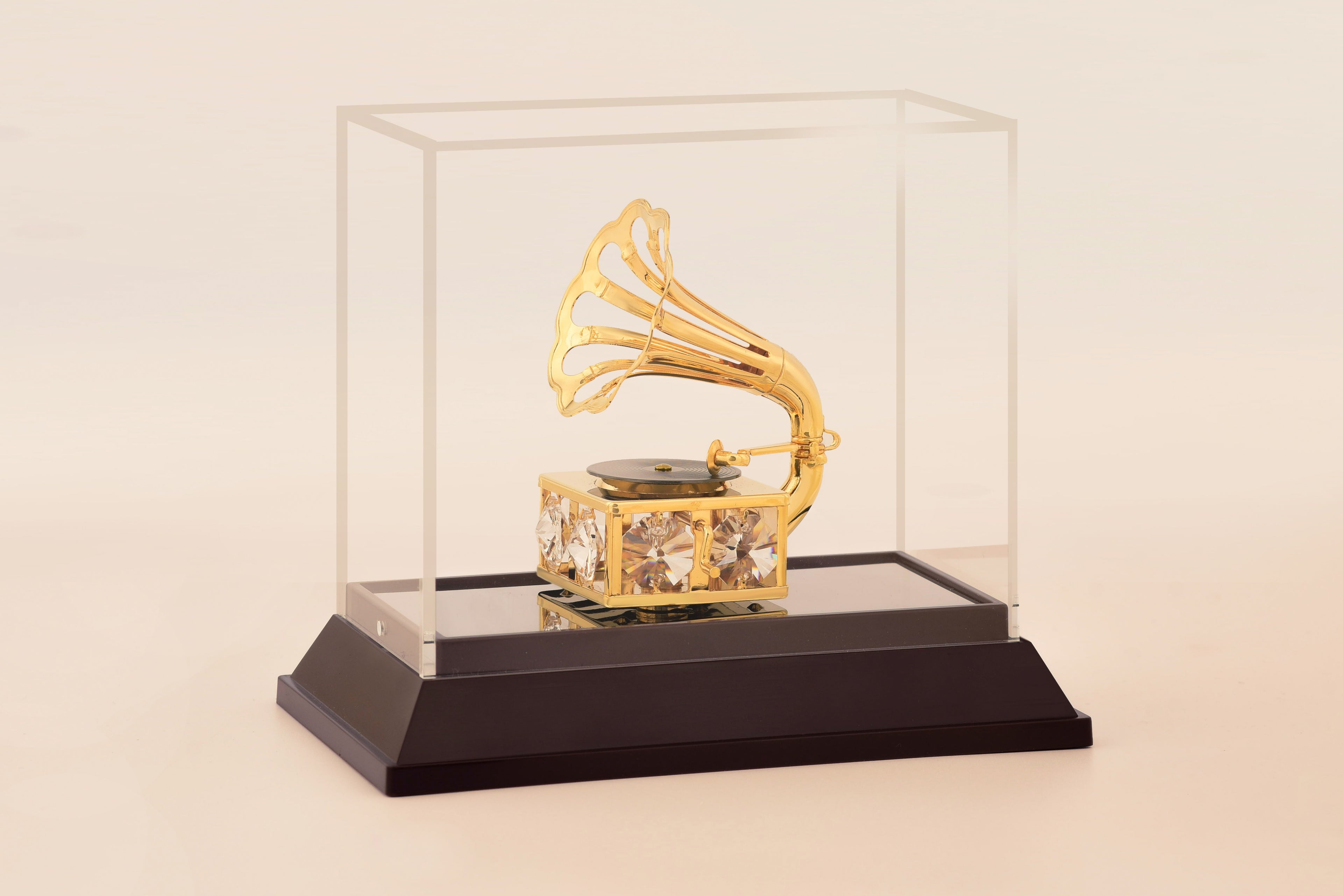 GRAMOPHONE  IN CABINET