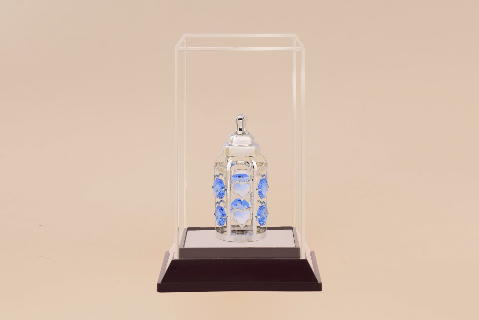 MILK BOTTLE (RH) IN CABINET