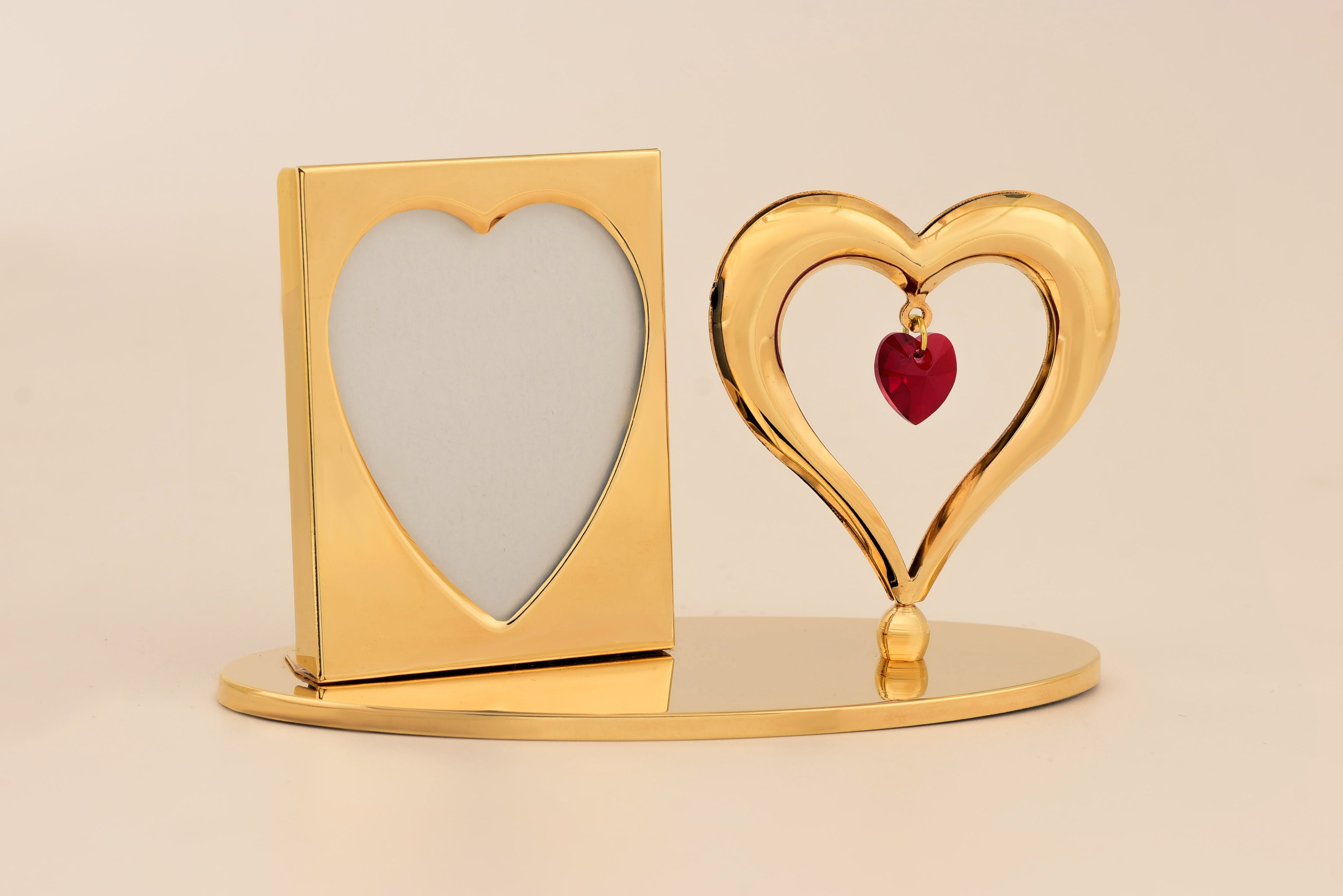PHOTO FRAME WITH HEART